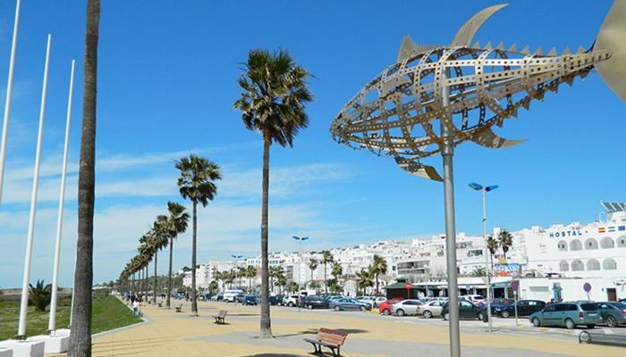 Encanto I Solo Familias Y Parejas En Zona Centro 科尼尔-德拉弗龙特拉 外观 照片